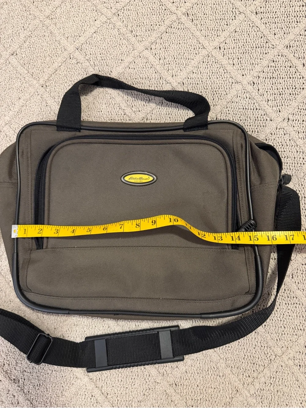 Eddie Bauer handles rear both